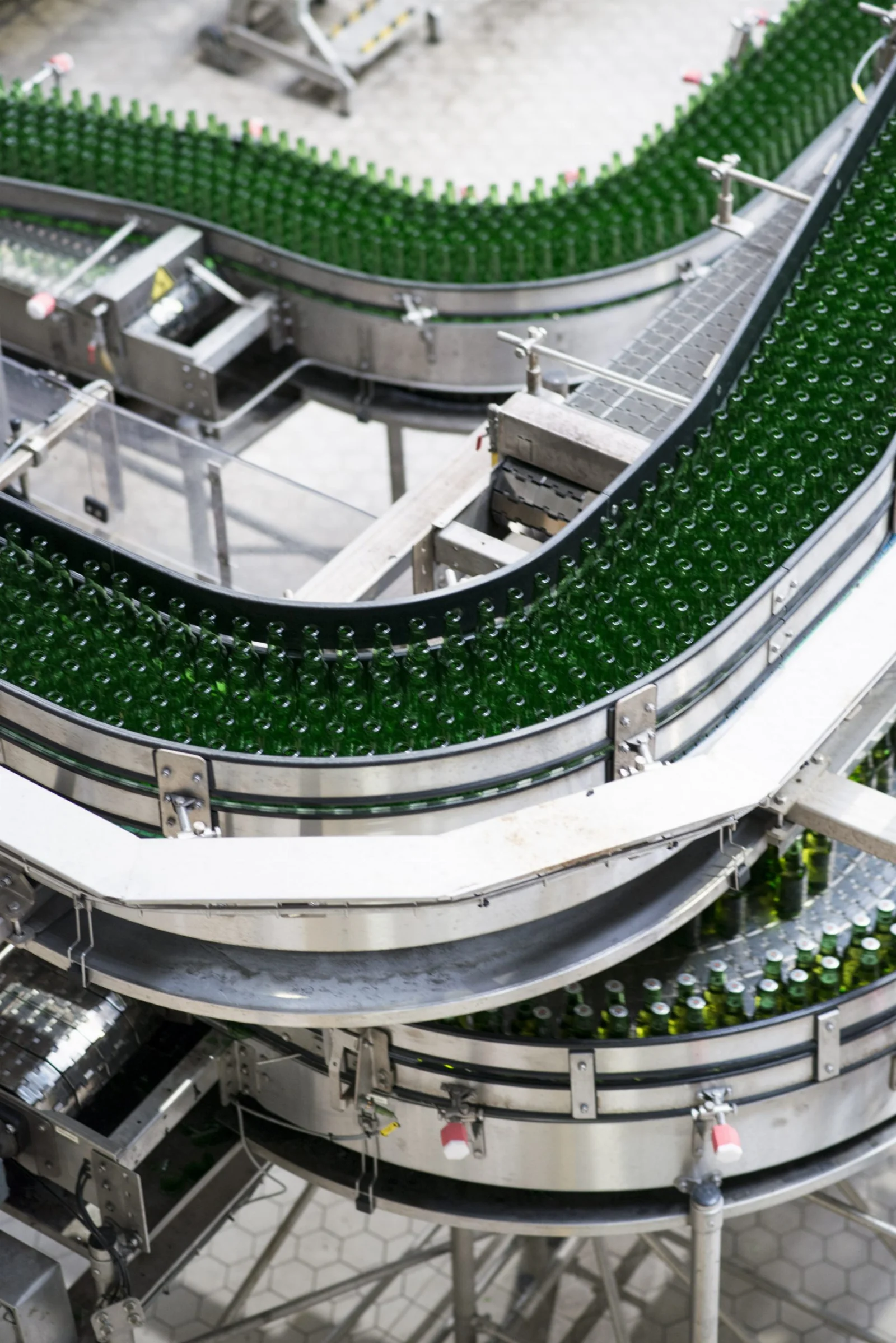 Entrepot et chariots